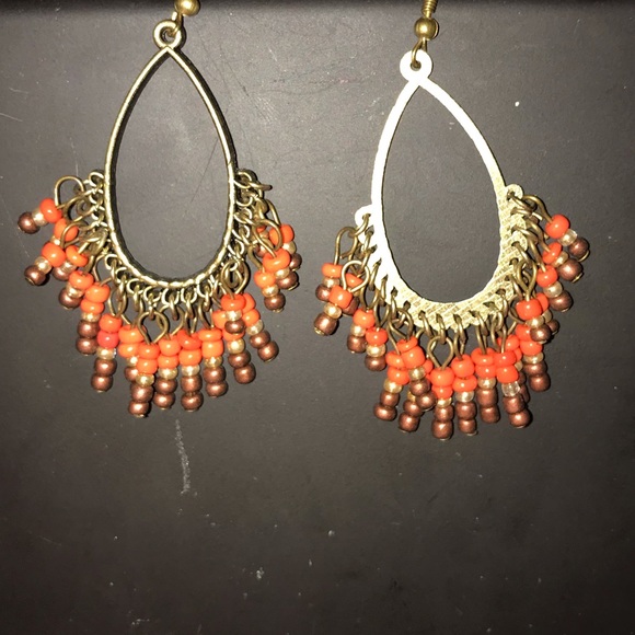 Dangle earrings - Picture 3 of 4